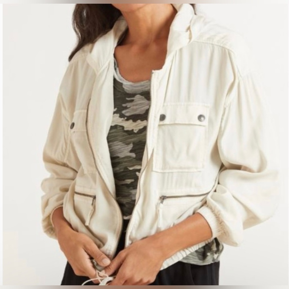 Marrakech Ellie Lightweight Utility Bomber Jacket size L -Cream